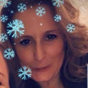 Meet your Posher, Cheri